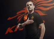 开云体育直播-赛道与球场，当F1争冠焦点遇上奇才掀翻掘金的启示