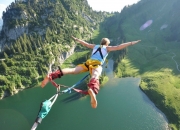 开云下载-英格拉姆进攻端无人可挡，深圳队强势拿下山西队