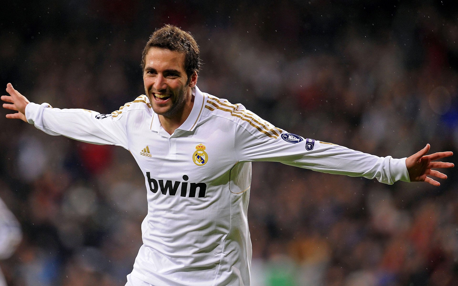 世界排名争夺战焦点战，广东队末节发力，强势带走掘金