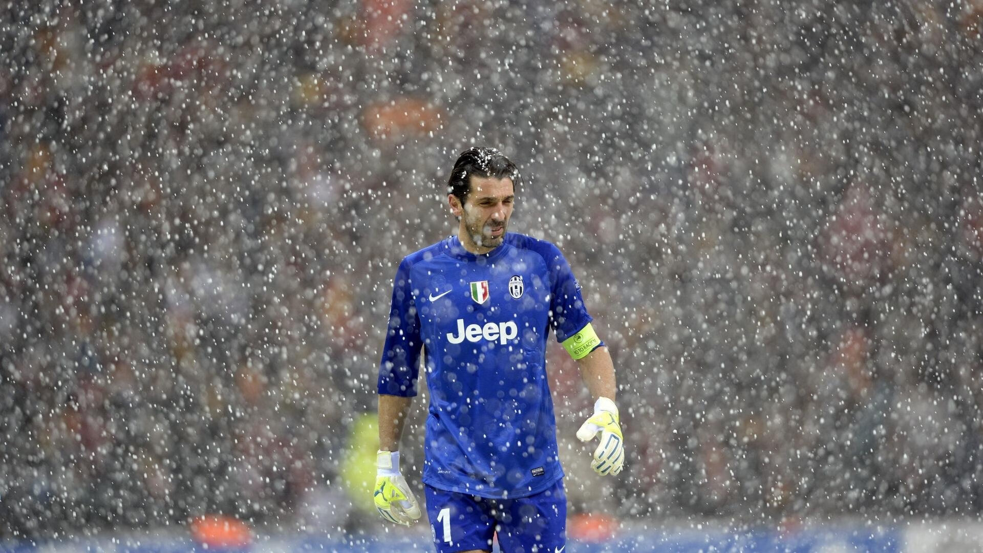 羽坛风暴，丹麦队碾压马来西亚队，辛杜关键制胜点燃全场